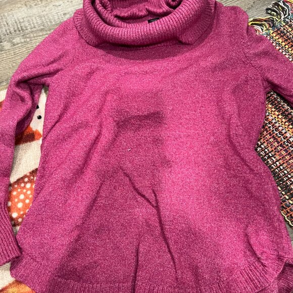 Tahari medium sweater - Picture 6 of 8